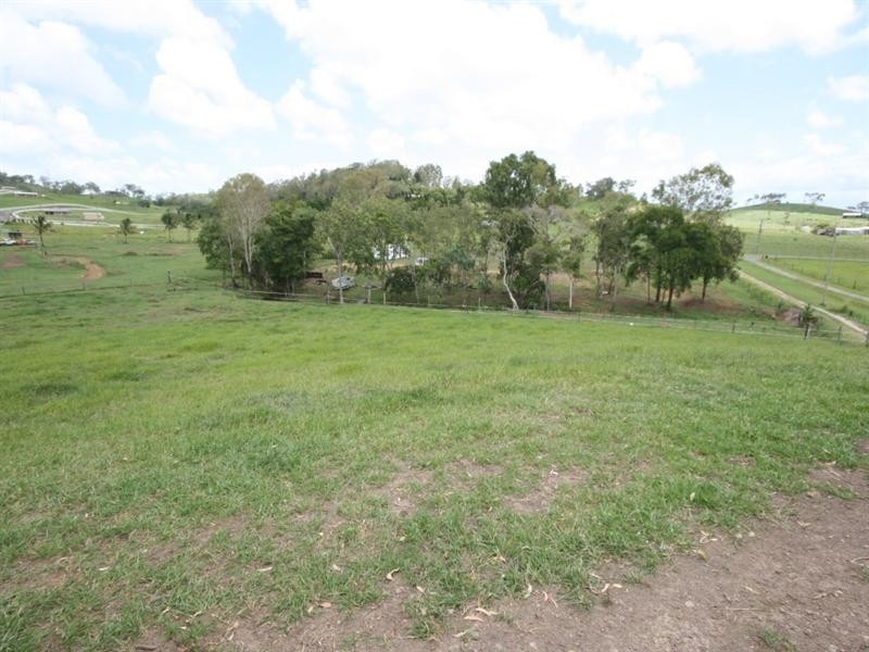 79 Fenech Avenue, Hay Point QLD 4740