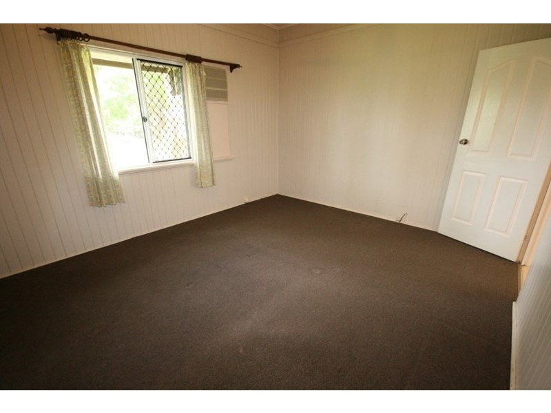 8 Maralyn Avenue, Grasstree Beach QLD 4740