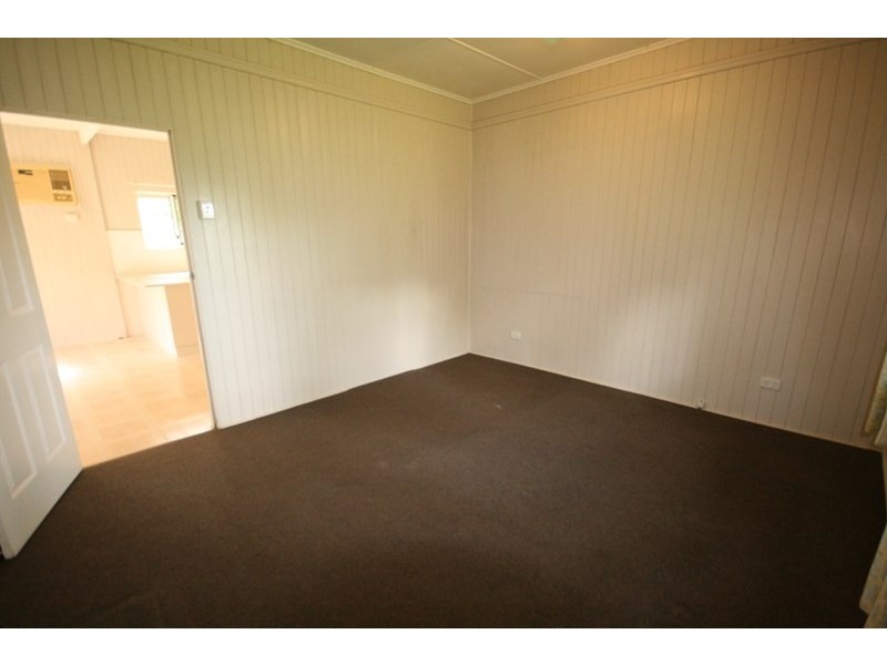 8 Maralyn Avenue, Grasstree Beach QLD 4740