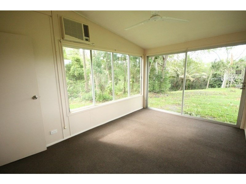 8 Maralyn Avenue, Grasstree Beach QLD 4740