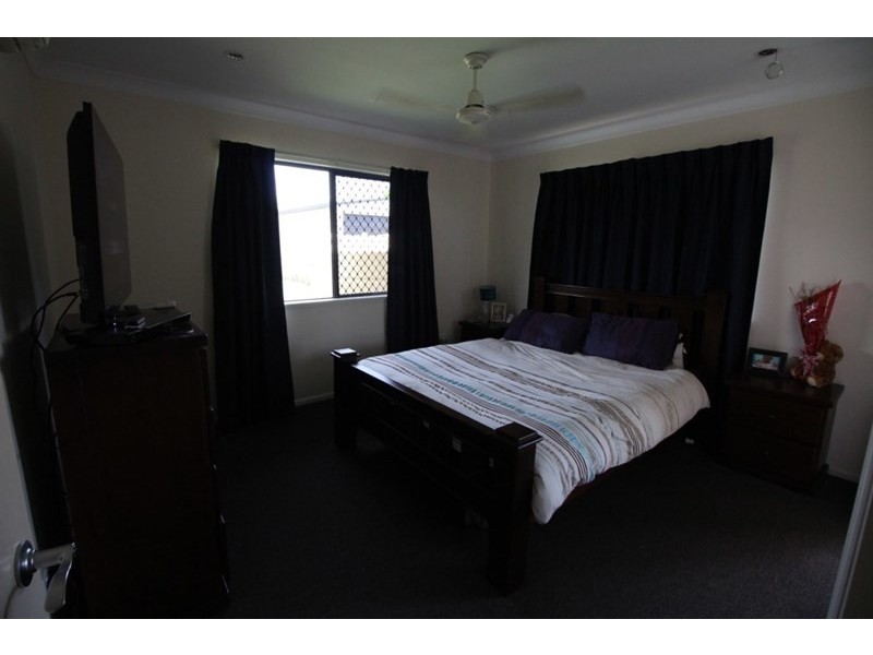 35 Deguara, Armstrong Beach QLD 4737