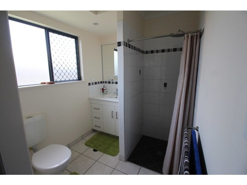 35 Deguara, Armstrong Beach QLD 4737