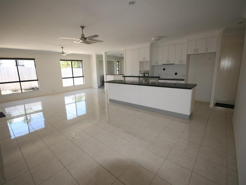 54 Campwin Beach Road, Campwin Beach QLD 4737