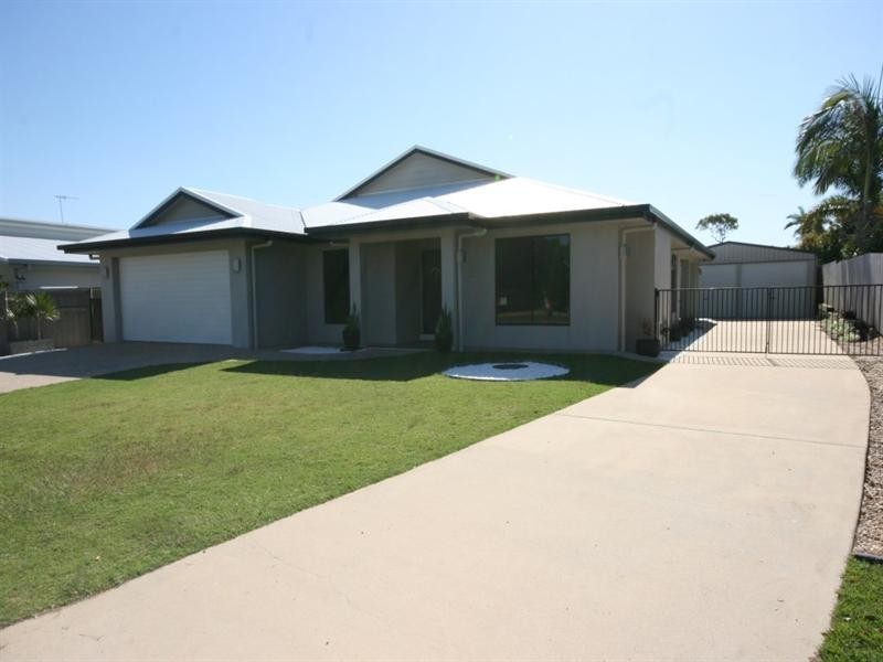 54 Campwin Beach Road, Campwin Beach QLD 4737