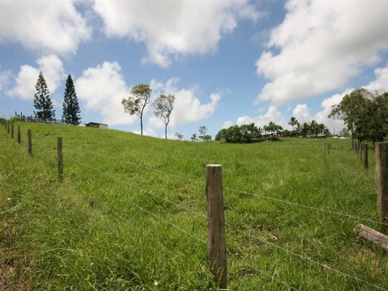 79 Fenech Avenue, Sarina QLD 4737