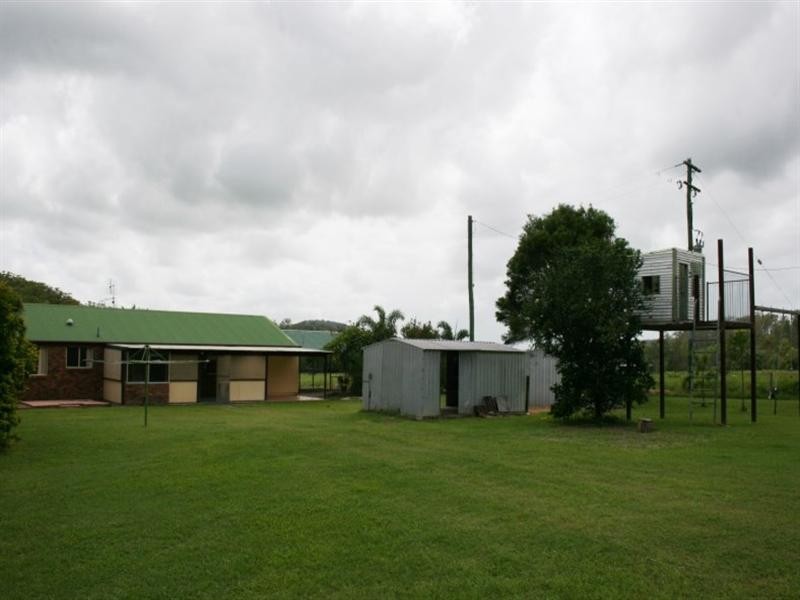 727 Sarina Marlborough Road, Sarina QLD 4737