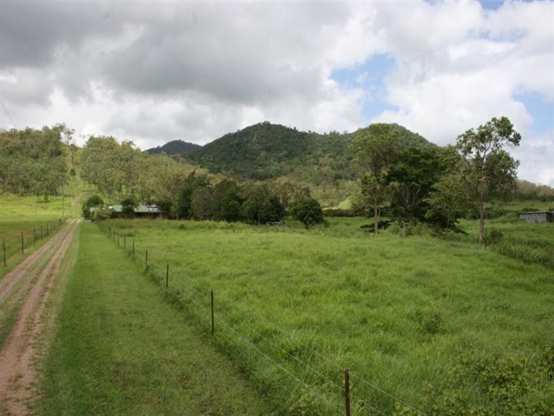 727 Sarina Marlborough Road, Sarina QLD 4737