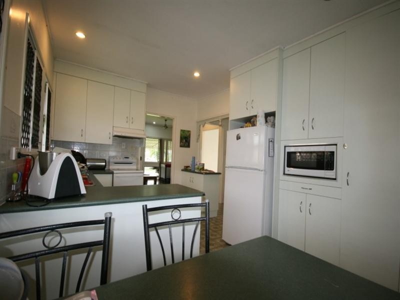 20 Dawson Street, Sarina QLD 4737