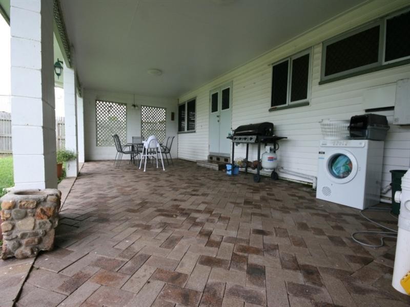 20 Dawson Street, Sarina QLD 4737