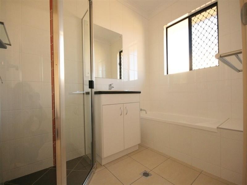 9 Millenium Drive, Sarina QLD 4737