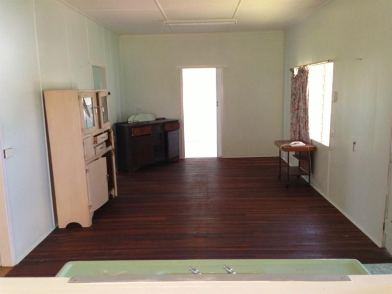 28 Sarina Coast Road, Sarina Beach QLD 4737