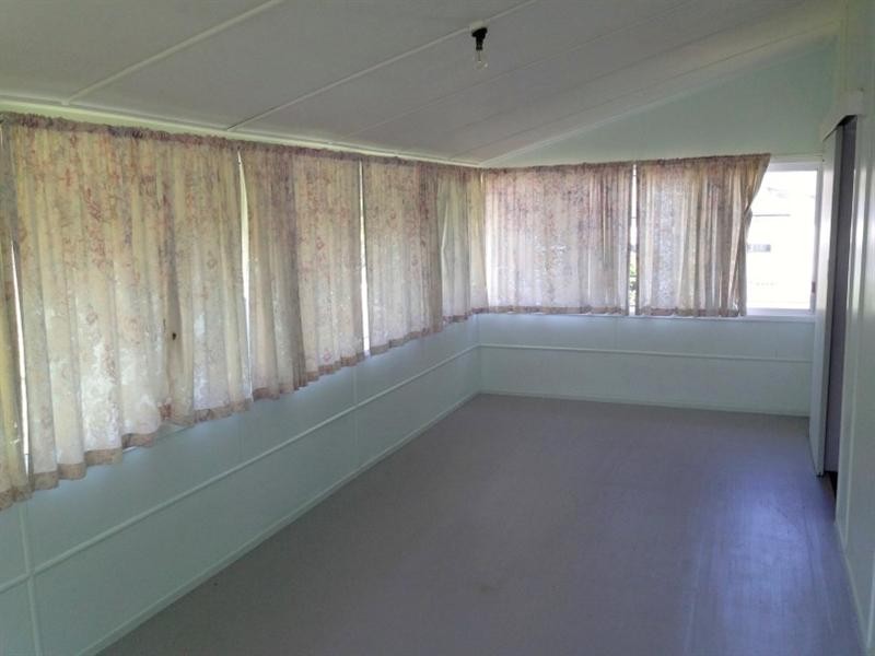 28 Sarina Coast Road, Sarina Beach QLD 4737