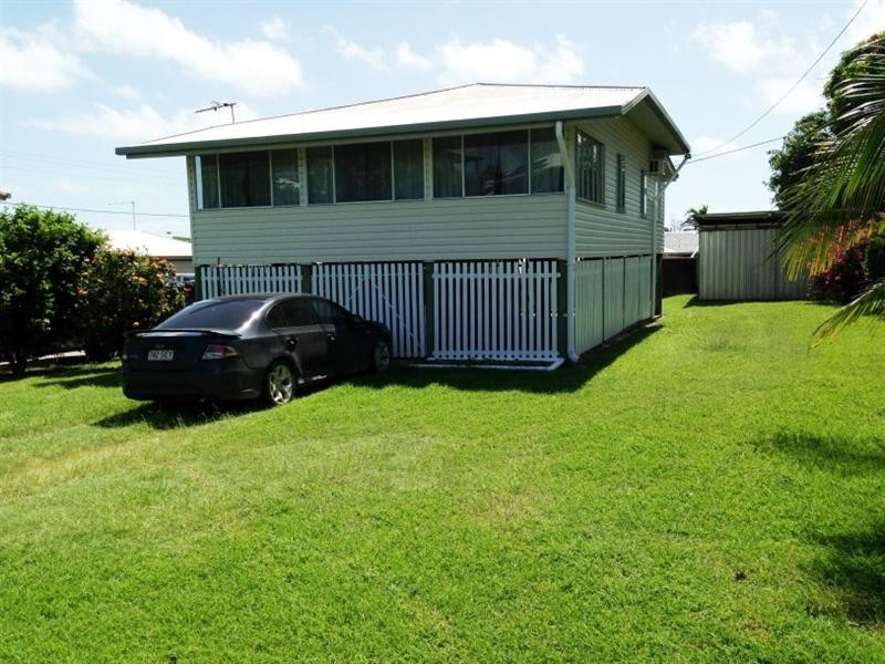 28 Sarina Coast Road, Sarina Beach QLD 4737