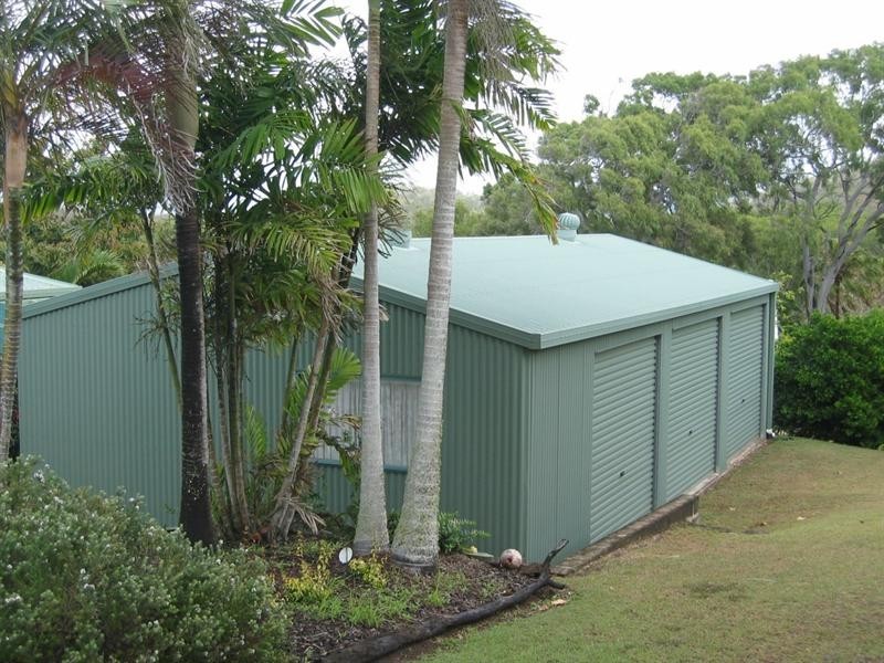 18 Ferries Terrace, Sarina Beach QLD 4737