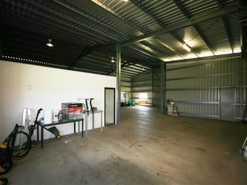 902 Grasstree Road, Sarina QLD 4737