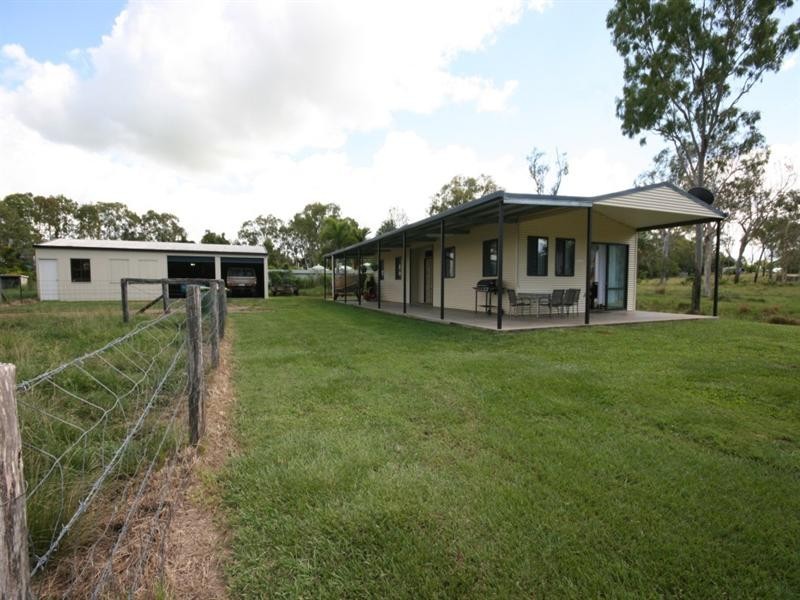109 Miran Khan Drive, Armstrong Beach QLD 4737