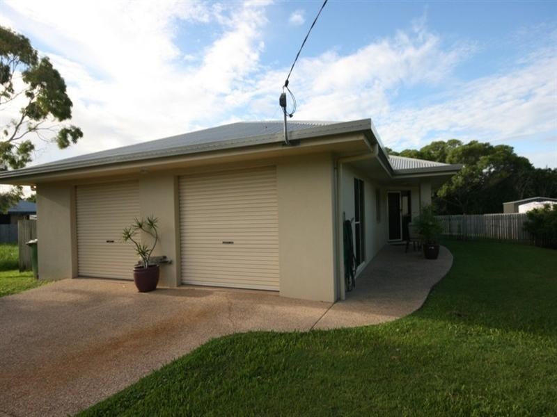 30 Brooksfield Drive, Sarina Beach QLD 4737