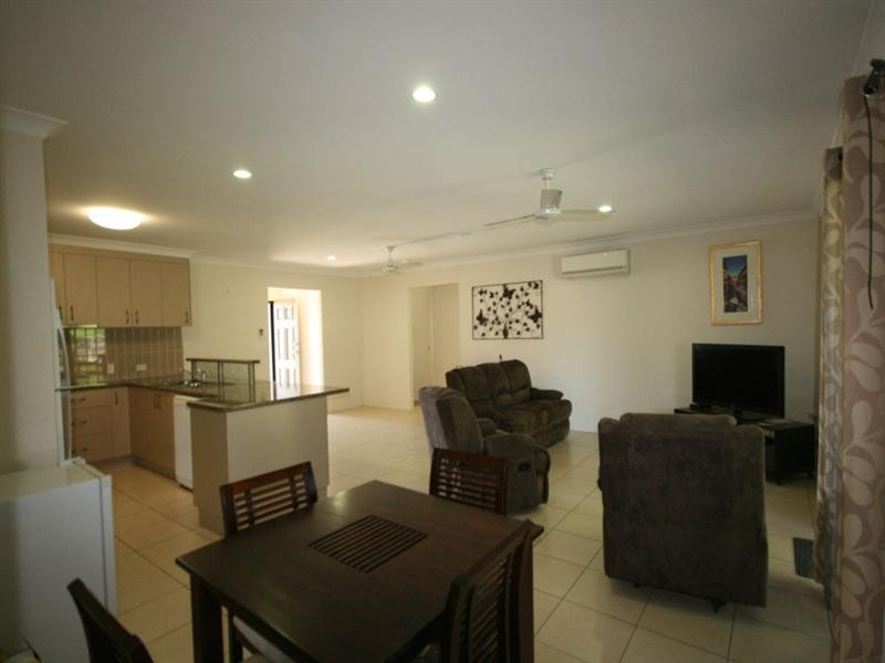 18 Pacific Avenue, Sarina QLD 4737