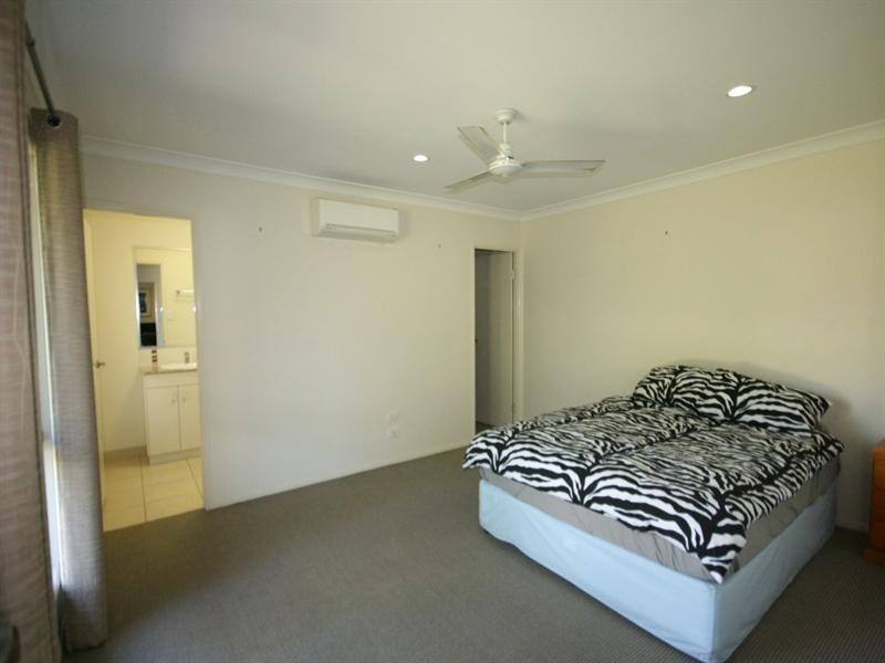 18 Pacific Avenue, Sarina QLD 4737