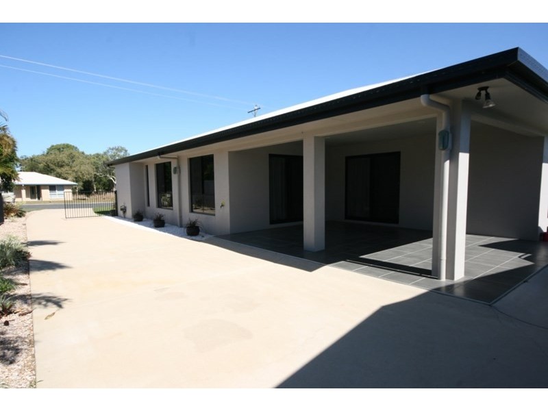 54 Campwin Beach Road, Campwin Beach QLD 4737