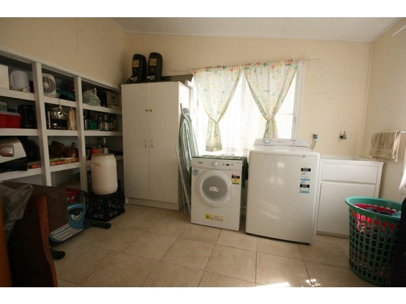 28 Graham Street, Koumala QLD 4738