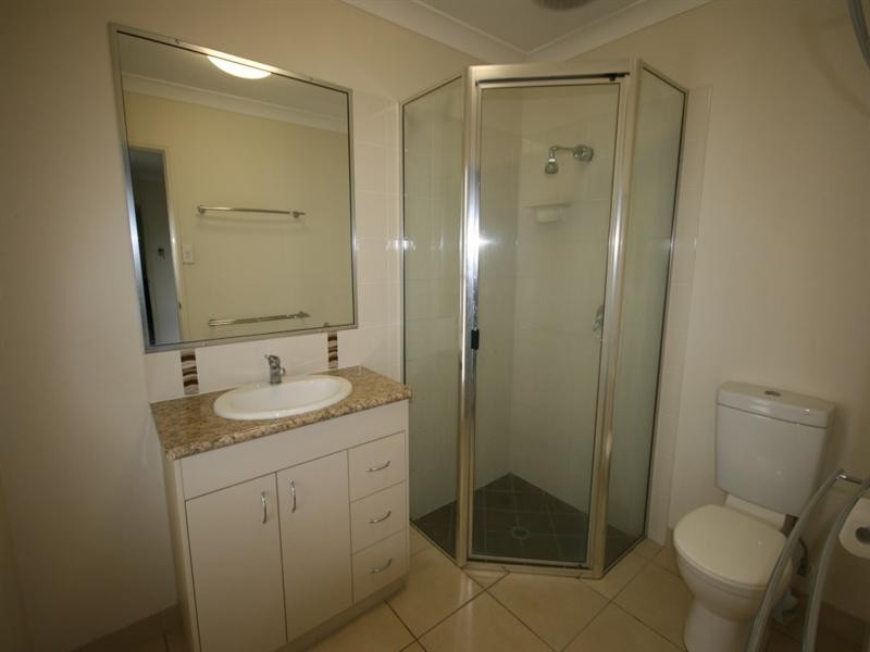 18 Pacific Avenue, Sarina QLD 4737