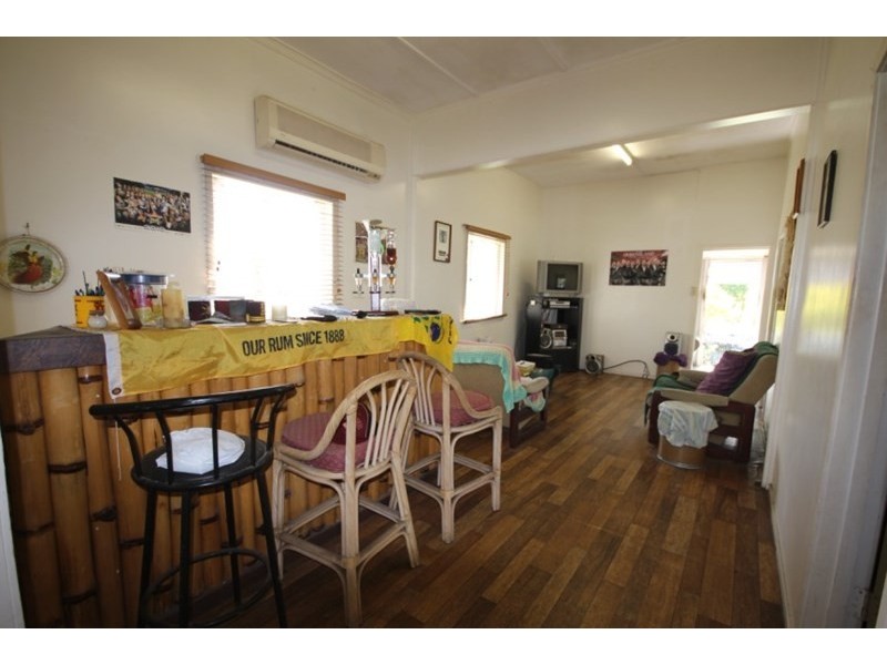 37 Mill Street, Sarina QLD 4737