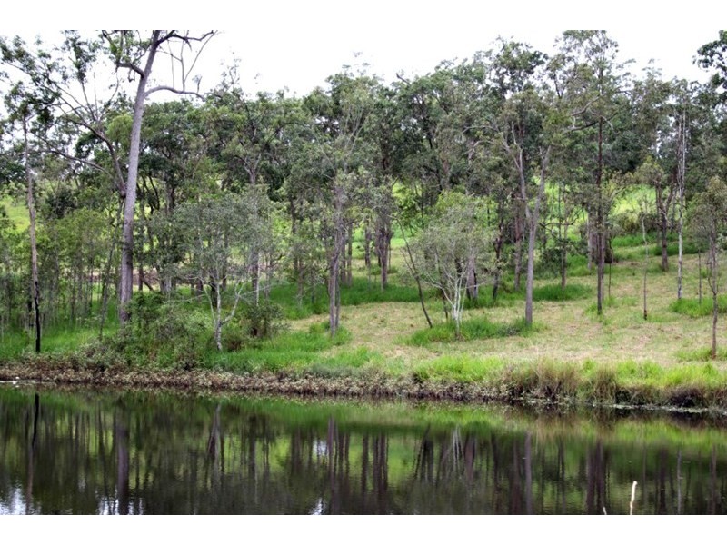 5 Lawrie Road, Sarina Range QLD 4737