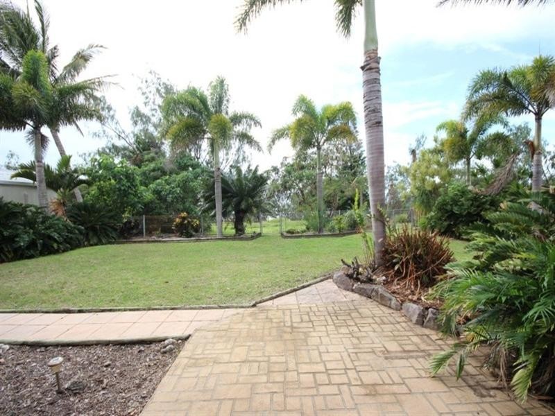 113 Rasmussen Avenue, Hay Point QLD 4740