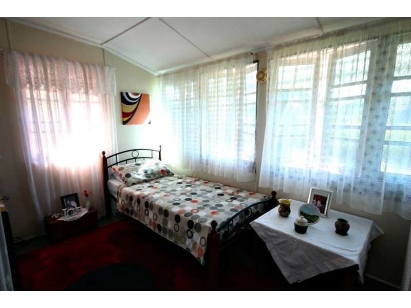12 Keating Street, Sarina QLD 4737