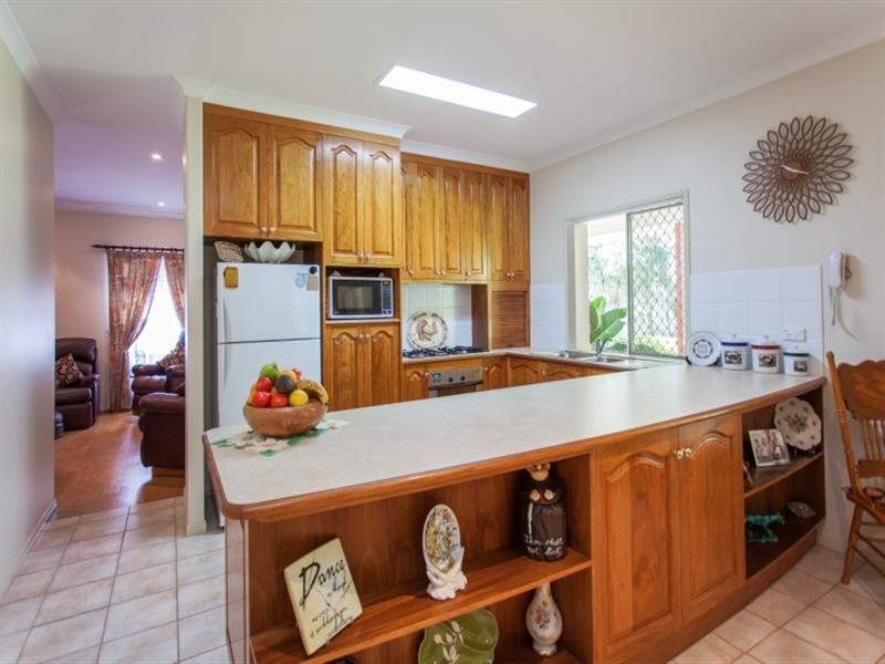 2 Gumnut Drive, Sarina QLD 4737