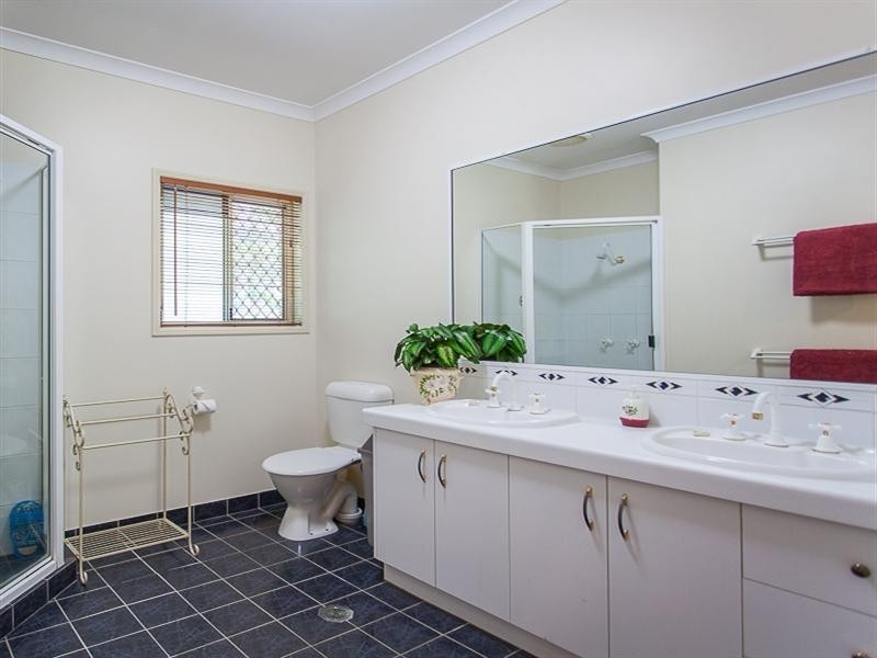 2 Gumnut Drive, Sarina QLD 4737