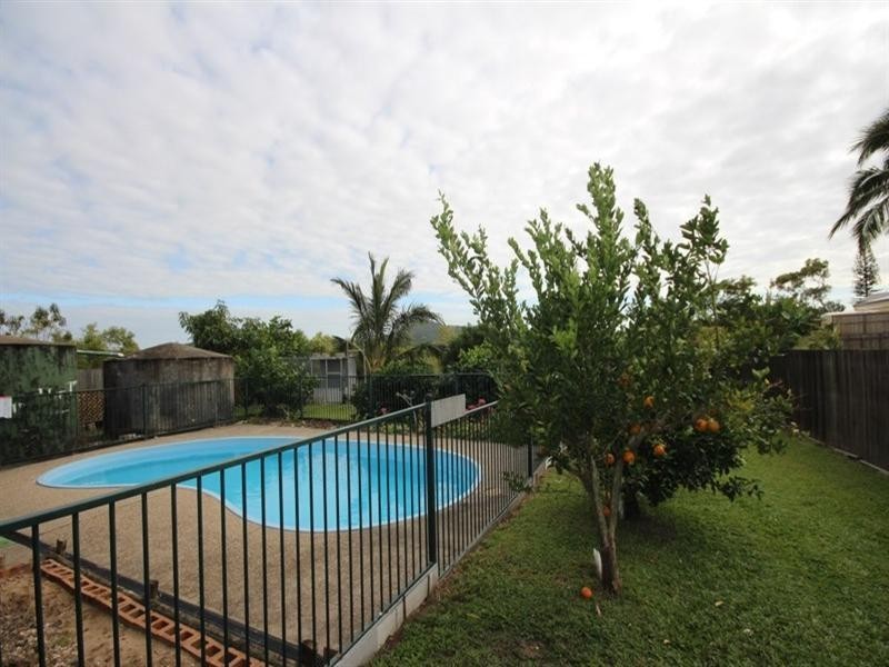 6 Morris Street, Campwin Beach QLD 4737