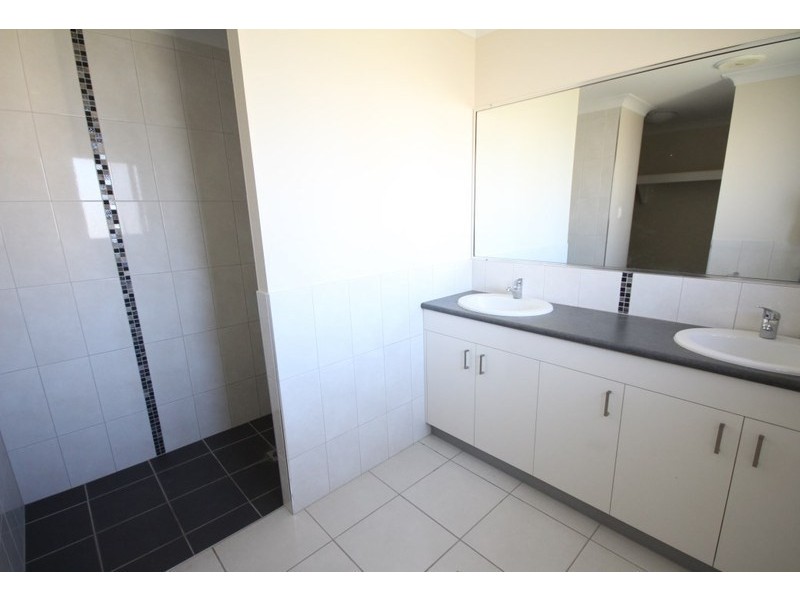 26 Pacific Avenue, Sarina QLD 4737