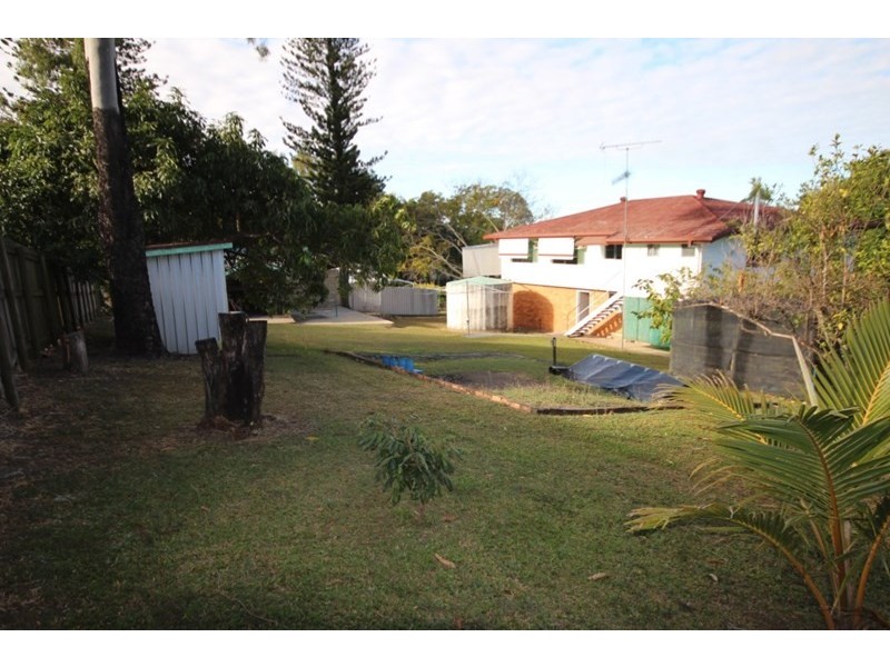 82 Range Road, Sarina QLD 4737