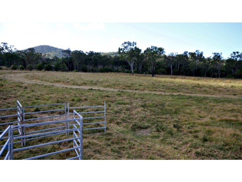 73 Hans Christian Street, Sarina QLD 4737