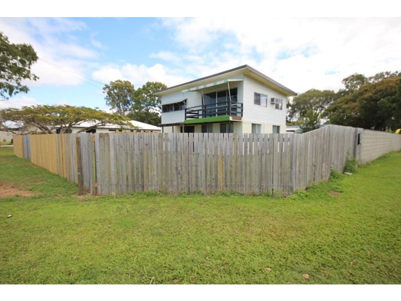 35 Melba Street, Armstrong Beach QLD 4737