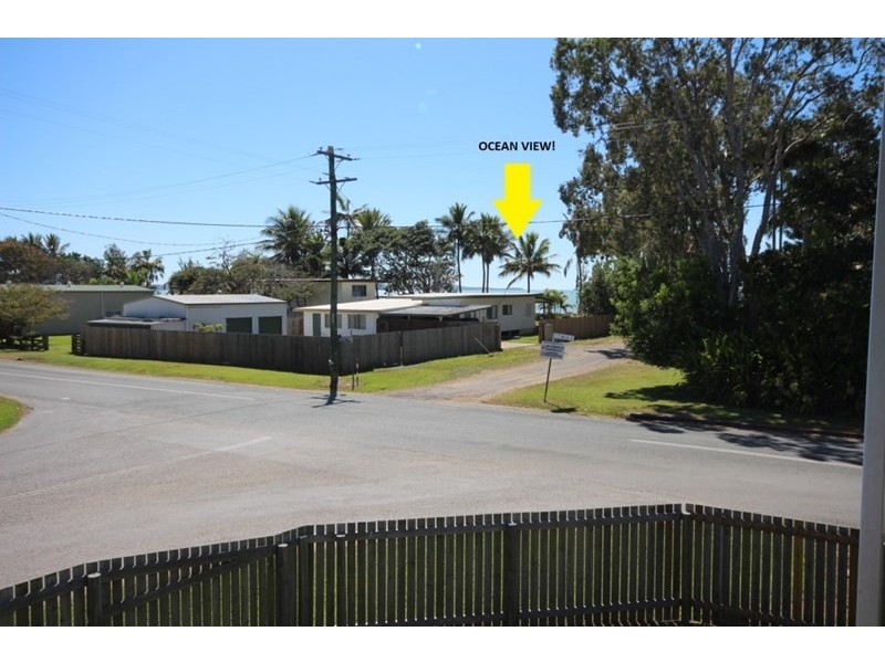 35 Melba Street, Armstrong Beach QLD 4737