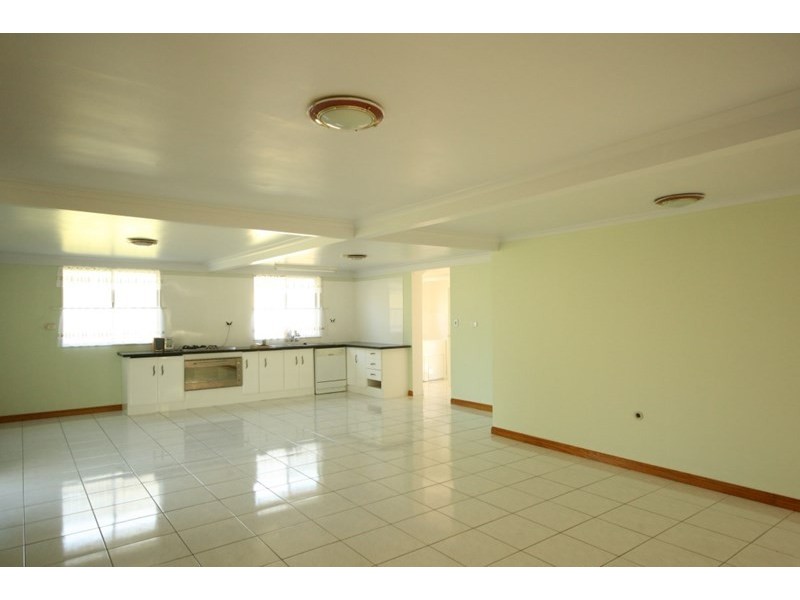 35 Melba Street, Armstrong Beach QLD 4737