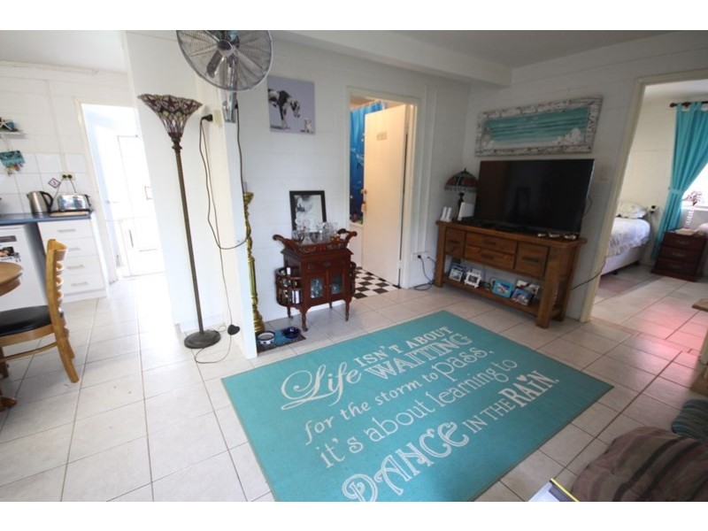 6 Armstrong Beach Road, Armstrong Beach QLD 4737