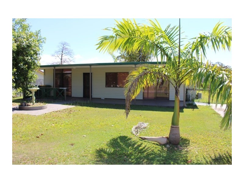 9 Manon Street, Armstrong Beach QLD 4737