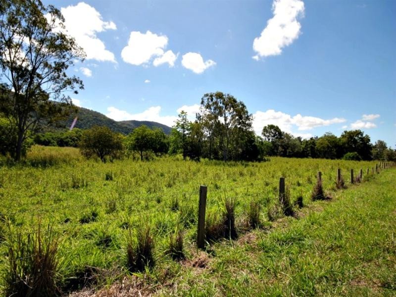 92 Wood Road, Koumala QLD 4738