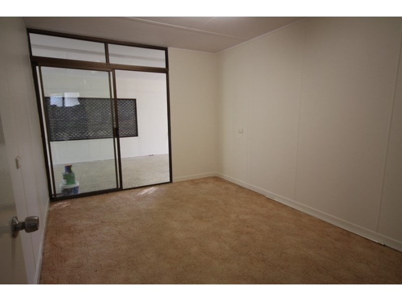 75 Hans Christian Street, Sarina QLD 4737