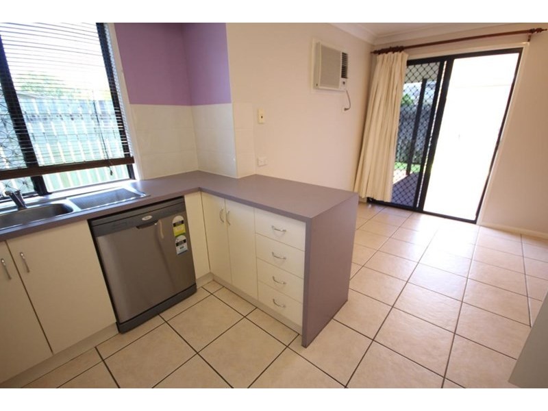 1/5 East Street, Sarina QLD 4737