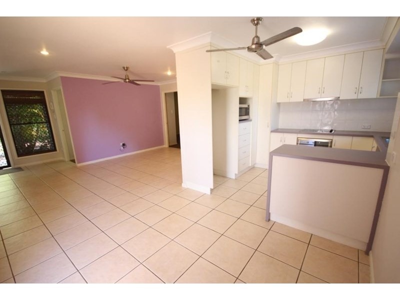 1/5 East Street, Sarina QLD 4737