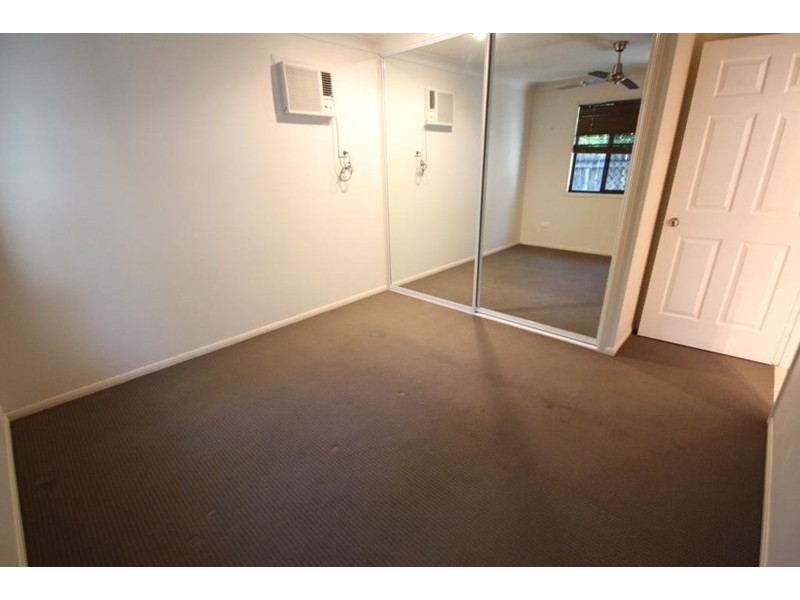 1/5 East Street, Sarina QLD 4737