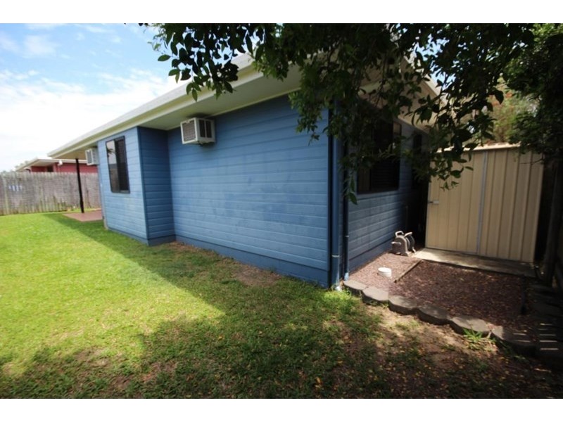 1/5 East Street, Sarina QLD 4737