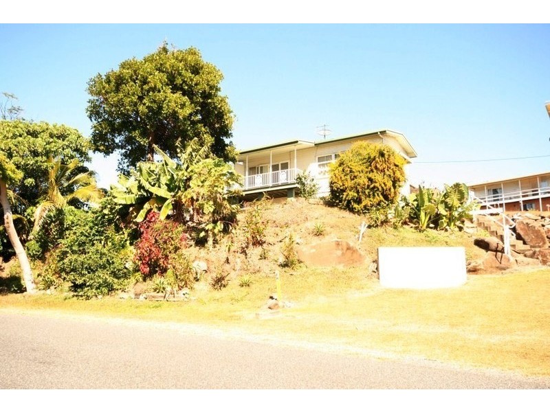 13 Crichton Street, Sarina Beach QLD 4737