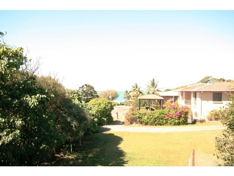 13 Crichton Street, Sarina Beach QLD 4737
