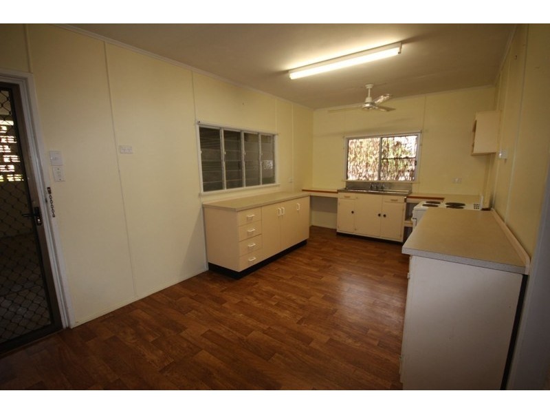 13 Crichton Street, Sarina Beach QLD 4737
